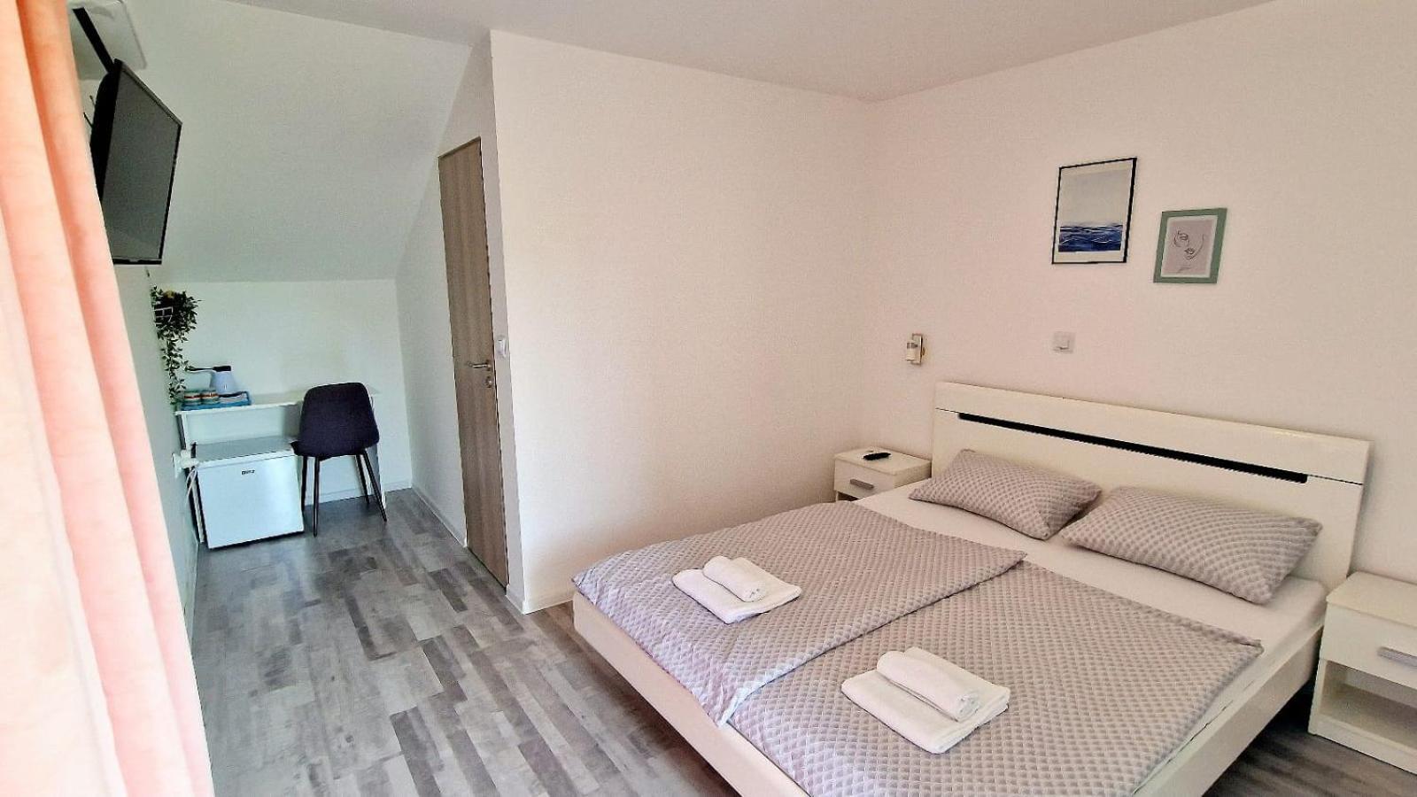 Cozy Room Peny Karlovac Exterior photo